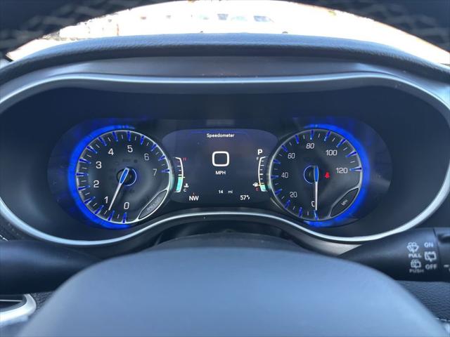 2026 Chrysler Pacifica Select AWD