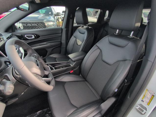 2026 Jeep Compass COMPASS LATITUDE ALTITUDE 4X4 2026 Jeep Compass COMPASS LATITUDE ALTITUDE 4X4