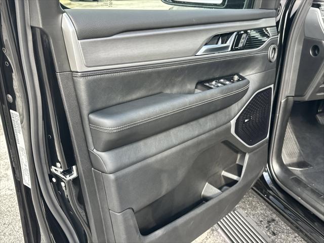 2026 Jeep Grand Wagoneer Limited Reserve 4x4