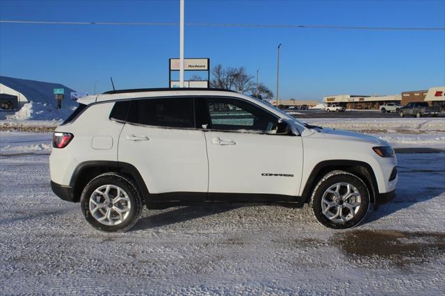 2026 Jeep Compass COMPASS LATITUDE 4X4