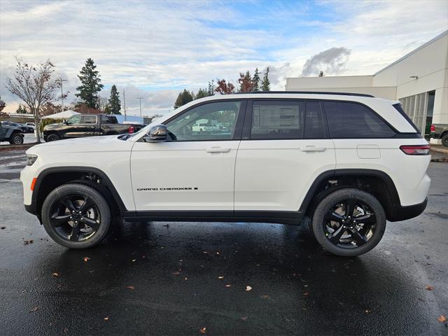 2025 Jeep Grand Cherokee GRAND CHEROKEE ALTITUDE X 4X4