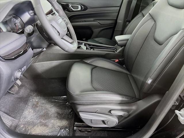 2026 Jeep Compass COMPASS LATITUDE ALTITUDE 4X4 2026 Jeep Compass COMPASS LATITUDE ALTITUDE 4X4