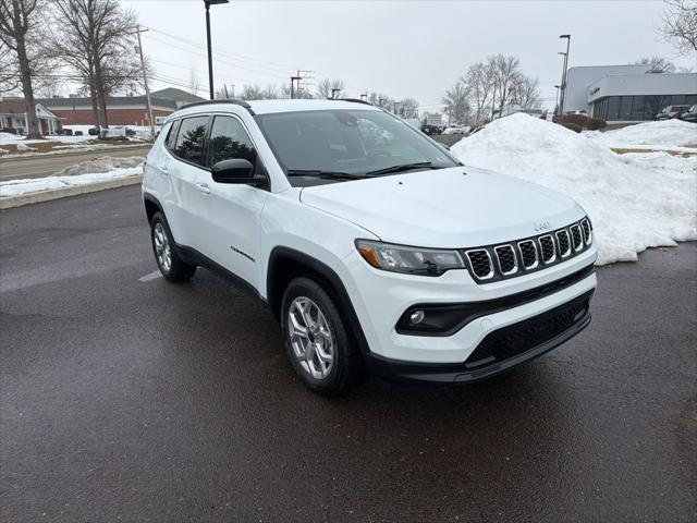 2026 Jeep Compass COMPASS LATITUDE 4X4