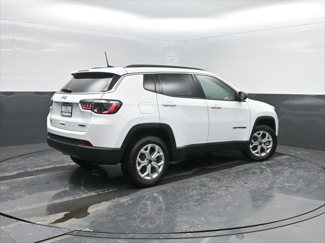 2026 Jeep Compass COMPASS LATITUDE 4X4 2026 Jeep Compass COMPASS LATITUDE 4X4