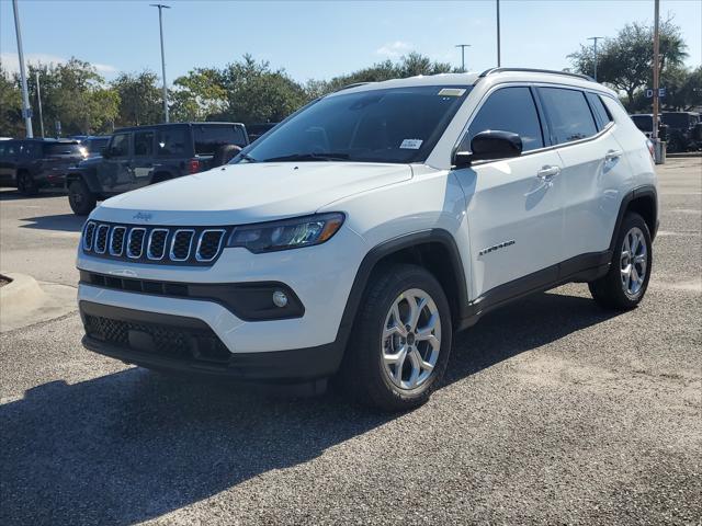 2026 Jeep Compass COMPASS LATITUDE 4X4