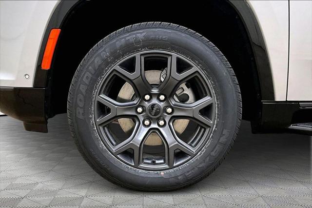2026 Jeep Grand Wagoneer Limited Altitude 4x4