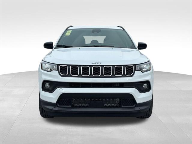 2026 Jeep Compass COMPASS LATITUDE 4X4