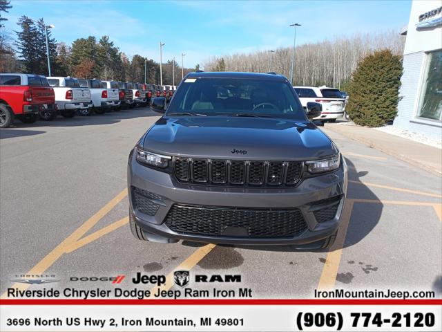 2025 Jeep Grand Cherokee GRAND CHEROKEE ALTITUDE X 4X4