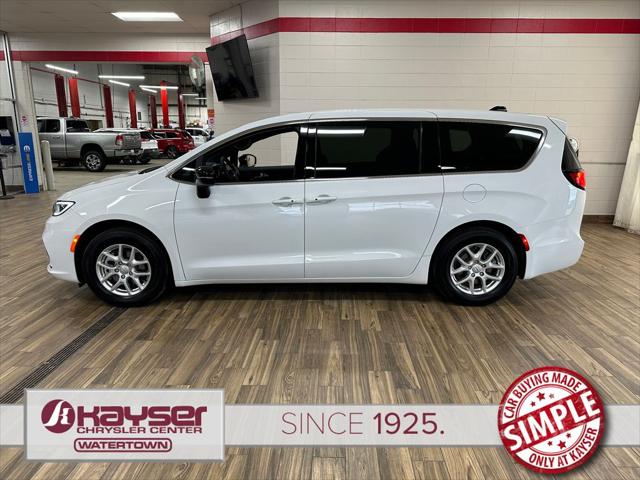 2026 Chrysler Pacifica PACIFICA SELECT