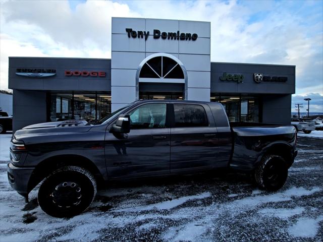 2026 RAM Ram 3500 RAM 3500 LARAMIE MEGA CAB 4X4 64 BOX 2026 RAM Ram 3500 RAM 3500 LARAMIE MEGA CAB 4X4 64 BOX