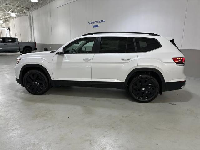 2026 Volkswagen Atlas SE with Technology