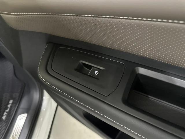 2026 Volkswagen Atlas SEL