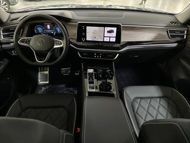 2026 Volkswagen Atlas SEL Premium R-Line
