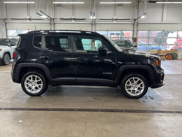2020 Jeep Renegade Latitude 4X4 2020 Jeep Renegade Latitude 4X4