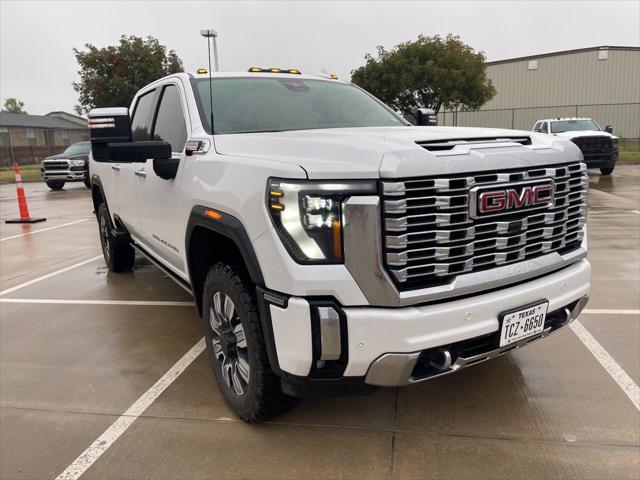 2024 GMC Sierra 2500HD 4WD Crew Cab Standard Bed Denali