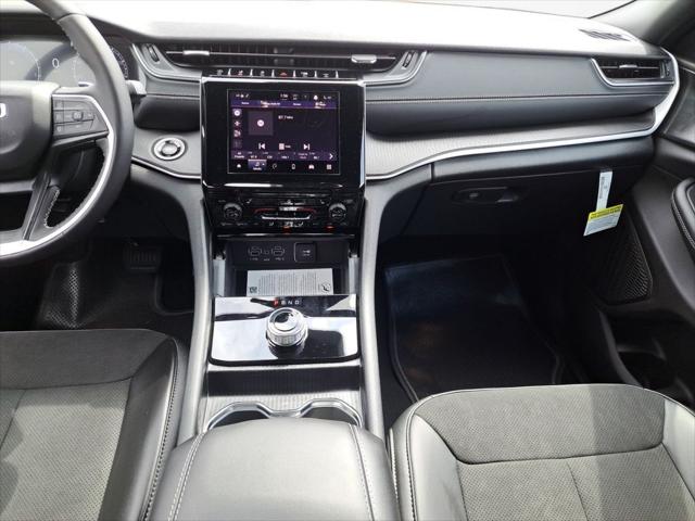 2025 Jeep Grand Cherokee GRAND CHEROKEE L ALTITUDE X 4X2 2025 Jeep Grand Cherokee GRAND CHEROKEE L ALTITUDE X 4X2