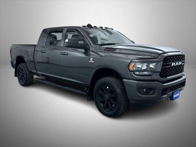 2022 RAM 3500 Big Horn Mega Cab 4x4 64 Box 2022 RAM 3500 Big Horn Mega Cab 4x4 64 Box