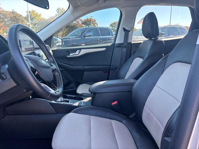 2022 Ford Escape Titanium 2022 Ford Escape Titanium