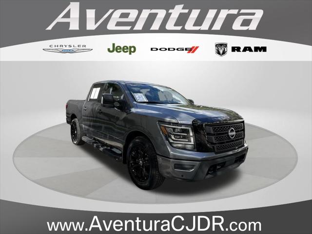 2023 Nissan TITAN Crew Cab SV 4x2