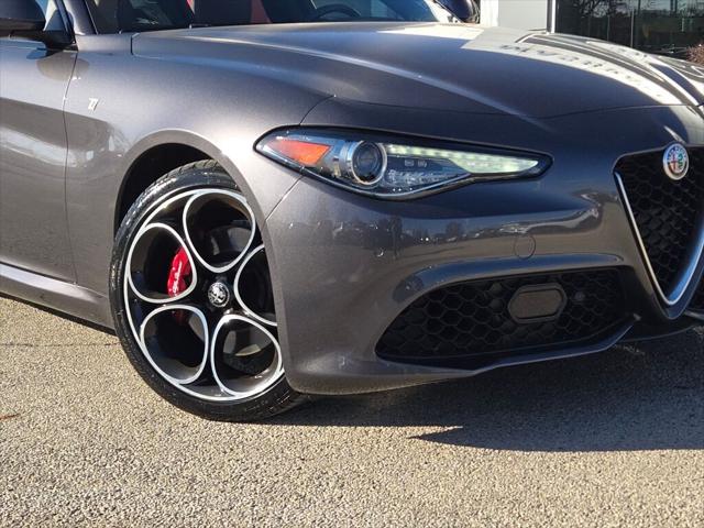 2022 Alfa Romeo Giulia Ti AWD 2022 Alfa Romeo Giulia Ti AWD