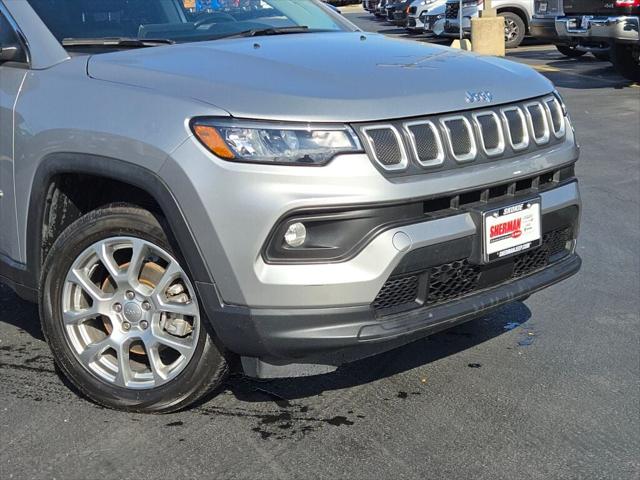 2022 Jeep Compass Latitude Lux 4x4 2022 Jeep Compass Latitude Lux 4x4