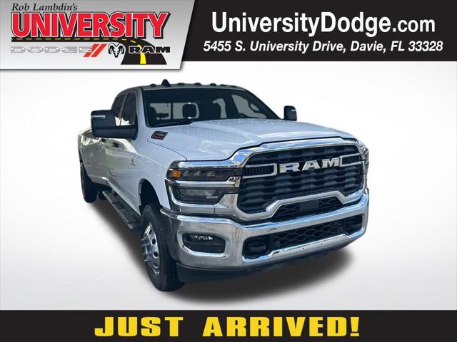 2025 RAM 3500 Tradesman Crew Cab 4x4 8 Box 2025 RAM 3500 Tradesman Crew Cab 4x4 8 Box