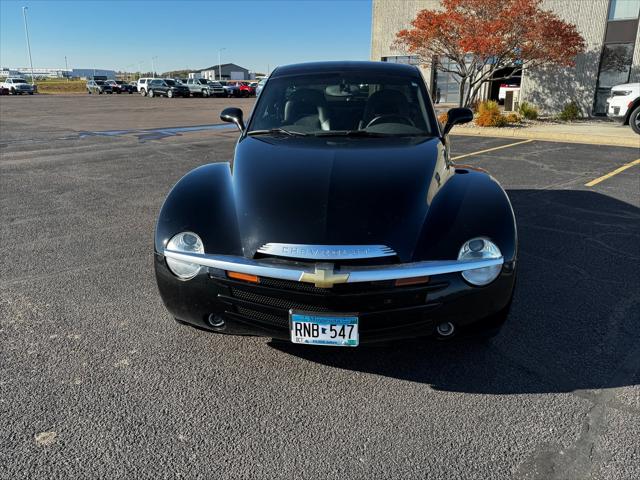 2004 Chevrolet SSR Base 2004 Chevrolet SSR Base