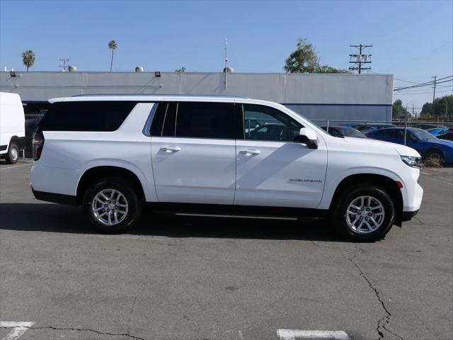 2024 Chevrolet Suburban 2WD LT