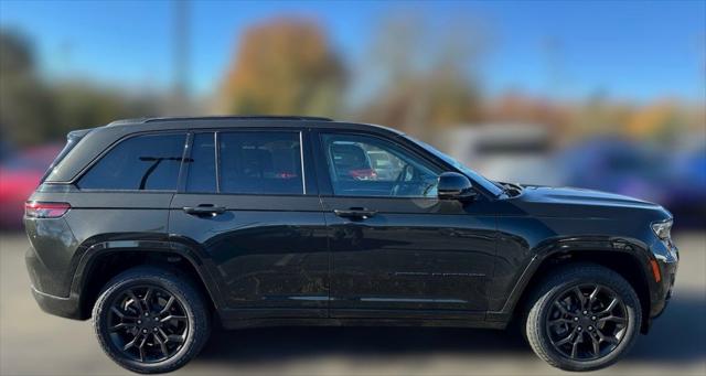 2023 Jeep Grand Cherokee 4xe 30th Anniversary 2023 Jeep Grand Cherokee 4xe 30th Anniversary