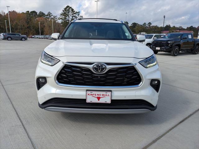 2021 Toyota Highlander Platinum 2021 Toyota Highlander Platinum