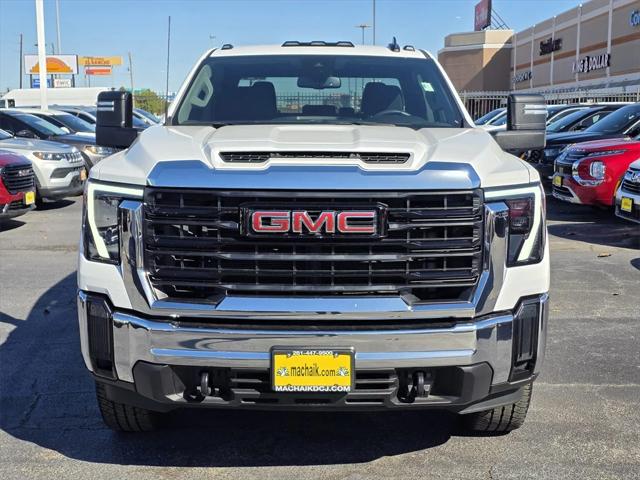 2024 GMC Sierra 3500HD 4WD Crew Cab Long Bed Pro