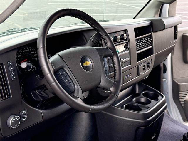 2021 Chevrolet Express Cutaway Work Van 2021 Chevrolet Express Cutaway Work Van