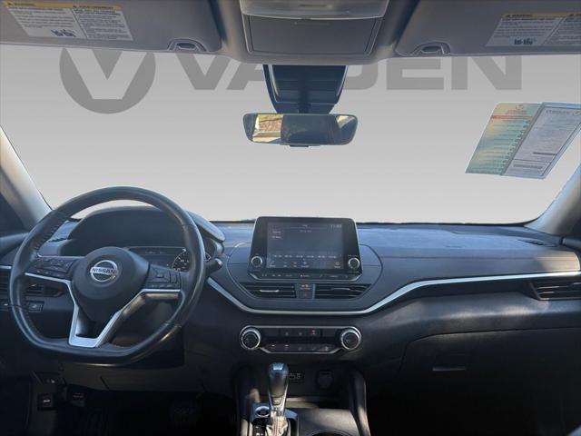 2022 Nissan Altima SR FWD