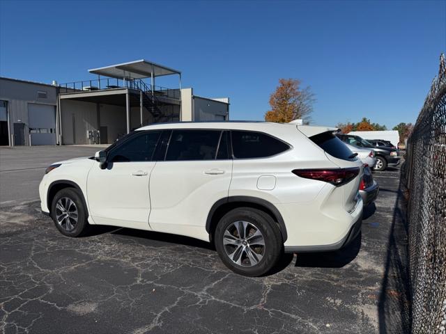 2020 Toyota Highlander Hybrid XLE