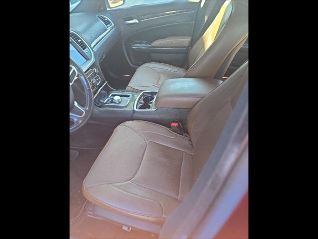 2018 Chrysler 300 Limited 2018 Chrysler 300 Limited