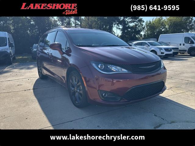 2020 Chrysler Pacifica Touring 2020 Chrysler Pacifica Touring