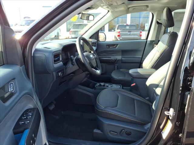 2025 Ford Maverick Lobo Standard
