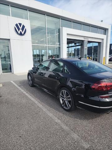 2018 Volkswagen Passat 2.0T R-Line 2018 Volkswagen Passat 2.0T R-Line