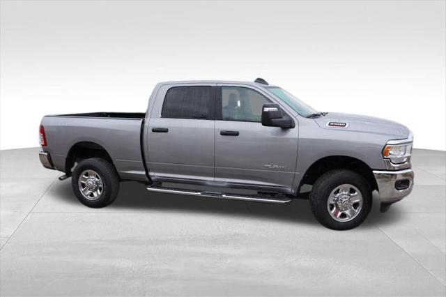 2024 RAM 2500 Big Horn Crew Cab 4x4 64 Box 2024 RAM 2500 Big Horn Crew Cab 4x4 64 Box