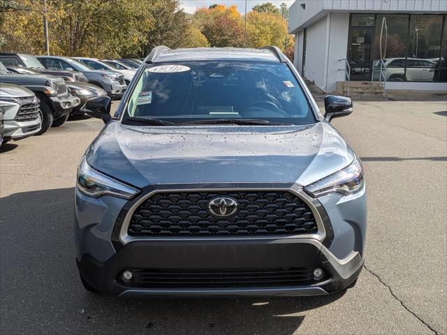 2025 Toyota Corolla Cross XLE 2025 Toyota Corolla Cross XLE