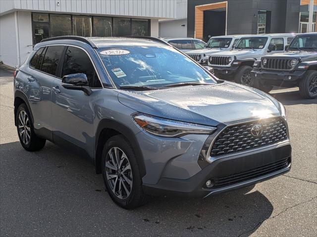 2025 Toyota Corolla Cross XLE 2025 Toyota Corolla Cross XLE