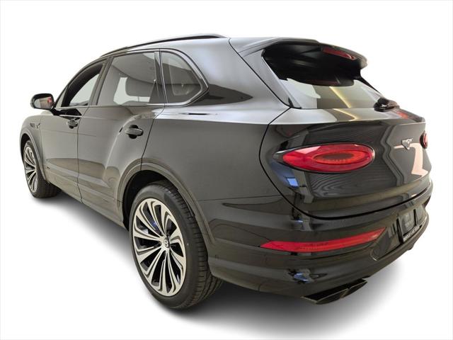 2025 Bentley Bentayga Azure V8