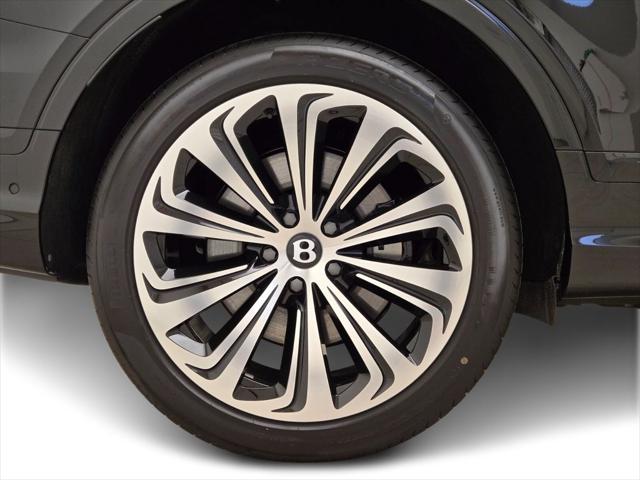 2025 Bentley Bentayga Azure V8