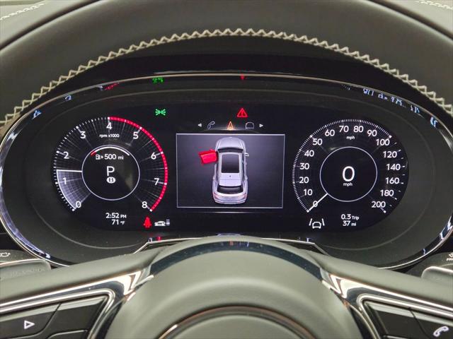 2025 Bentley Bentayga Azure V8
