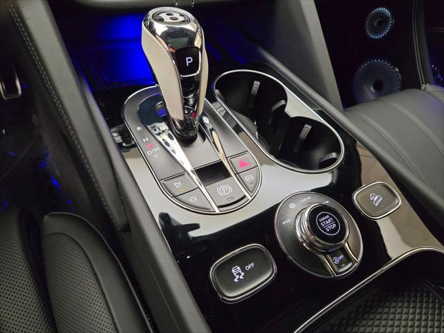 2025 Bentley Bentayga Azure V8