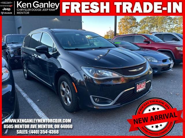 2017 Chrysler Pacifica Touring-L Plus 2017 Chrysler Pacifica Touring-L Plus