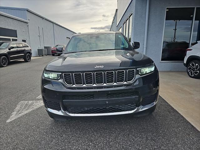 2023 Jeep Grand Cherokee L Laredo 4x4 2023 Jeep Grand Cherokee L Laredo 4x4