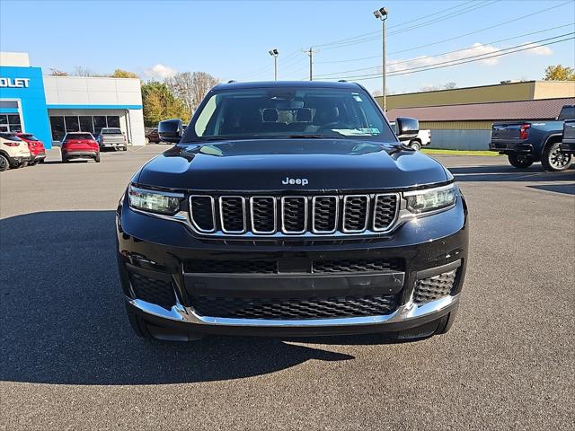 2023 Jeep Grand Cherokee L Laredo 4x4 2023 Jeep Grand Cherokee L Laredo 4x4