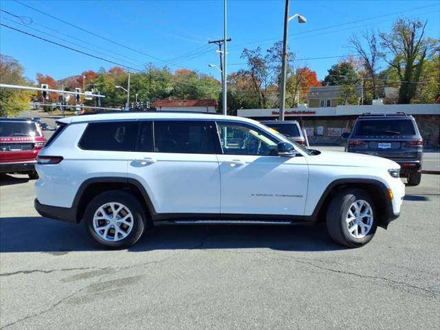 2022 Jeep Grand Cherokee L Limited 4x4 2022 Jeep Grand Cherokee L Limited 4x4