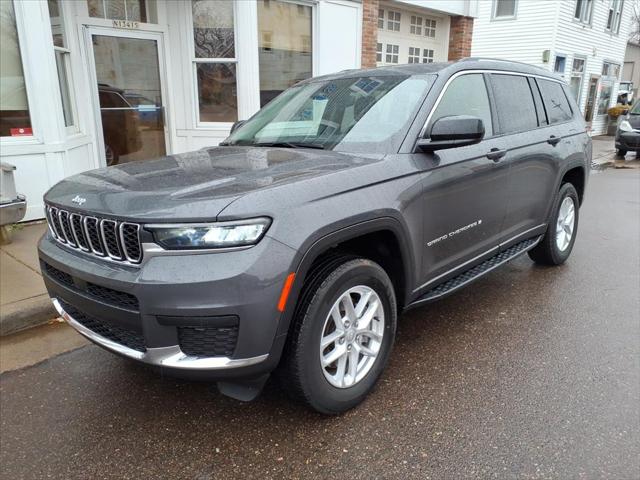 2022 Jeep Grand Cherokee L Laredo 4x4 2022 Jeep Grand Cherokee L Laredo 4x4
